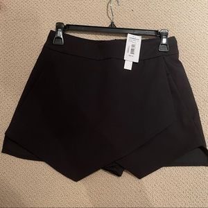 AQUA skort black NWT